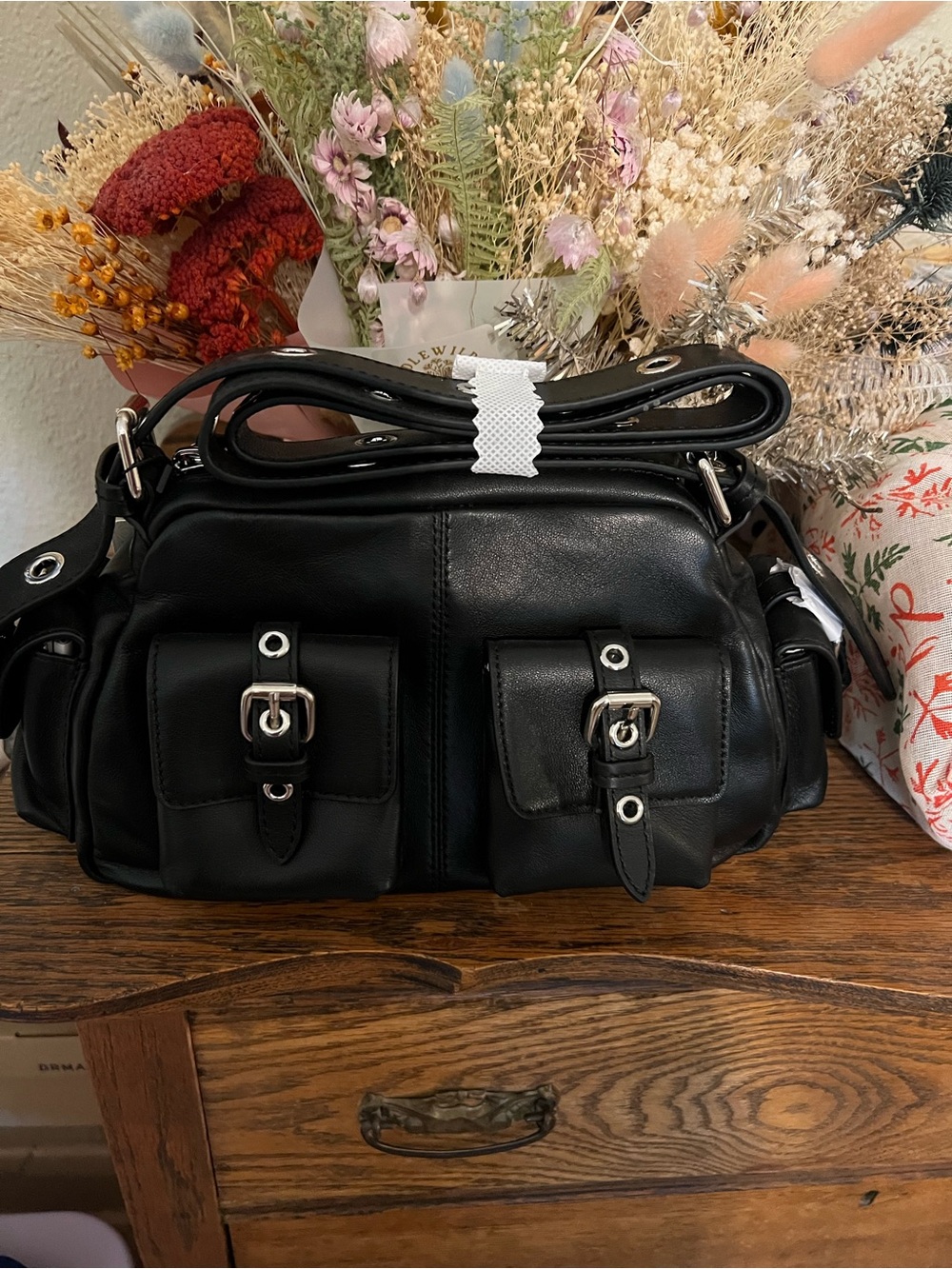 Free People Black Leather Buckle Shoulder Bag NWT - Picture 2 of 4